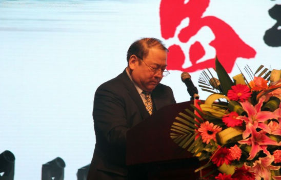 明年重卡目標14萬輛中國重汽發(fā)布多品牌戰(zhàn)略 明年重卡目標14萬輛中國重汽發(fā)布多品牌戰(zhàn)略