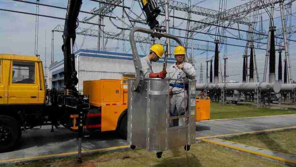 南方電網(wǎng)購(gòu)買的帶電作業(yè)車工作圖400-926-2926 南方電網(wǎng)購(gòu)買的帶電作業(yè)車工作圖400-926-2926