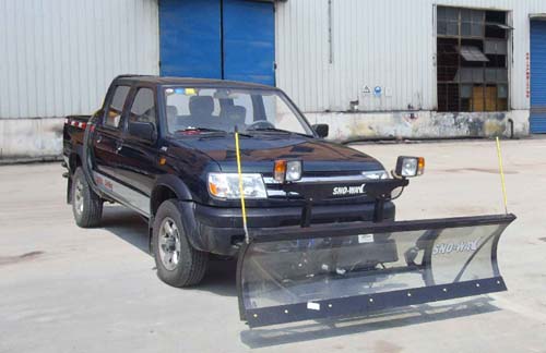 東風(fēng)皮卡清雪車(chē) 東風(fēng)皮卡清雪車(chē)