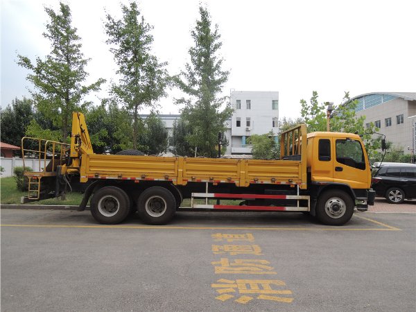 五十鈴三軸計量檢衡車ZFQ5240JJH 五十鈴三軸計量檢衡車ZFQ5240JJH