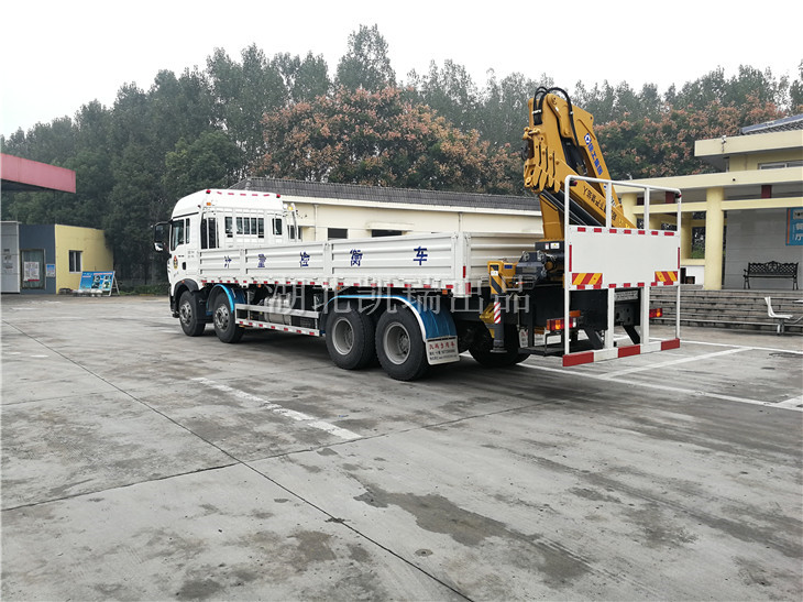 DWJ5310JJH5型計量檢衡車(左后) DWJ5310JJH5型計量檢衡車(左后)