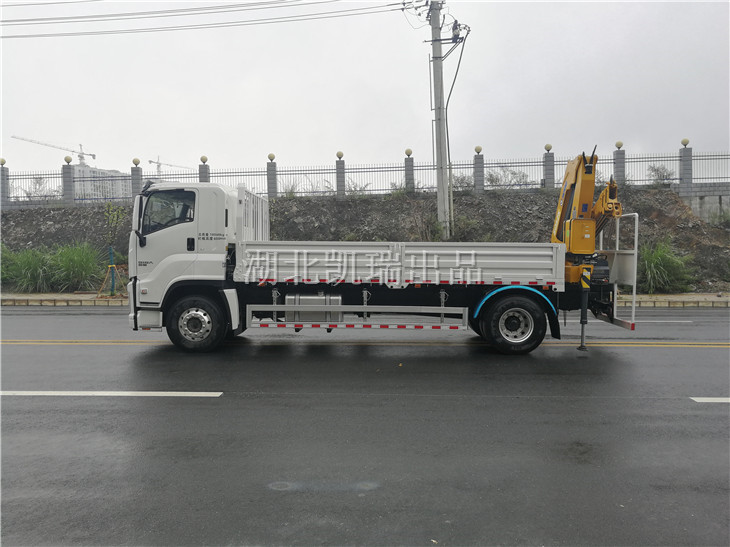 DWJ5181JJHD5型計量檢衡車(左) DWJ5181JJHD5型計量檢衡車(左)