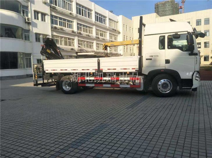 DWJ5181JJHD6計(jì)量檢衡車(左) DWJ5181JJHD6計(jì)量檢衡車(左)