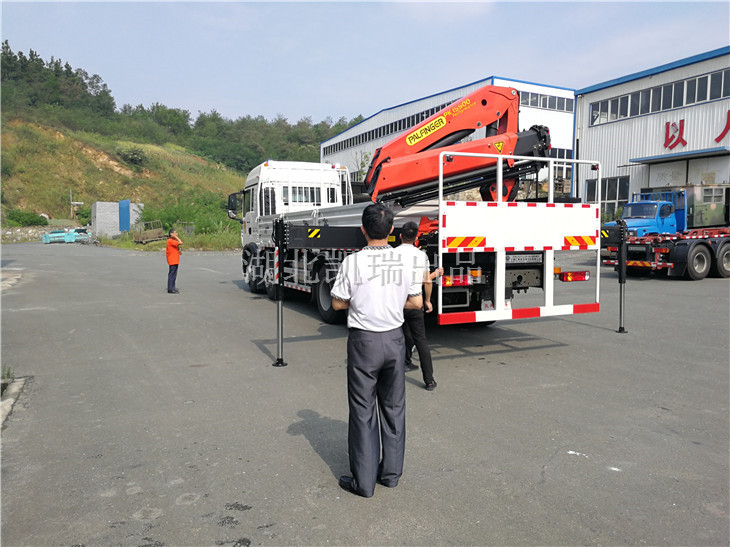 查看PK15500折臂吊的使用情況 查看PK15500折臂吊的使用情況