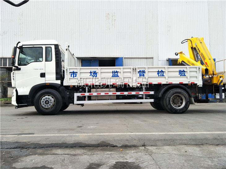 明光計量所計量檢衡車(左) 明光計量所計量檢衡車(左)