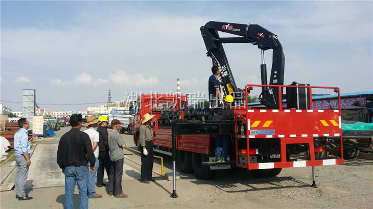 檢測完成準(zhǔn)備收車 檢測完成準(zhǔn)備收車