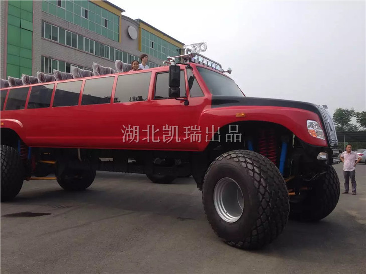 大型沙漠觀光車外形圖 大型沙漠觀光車外形圖