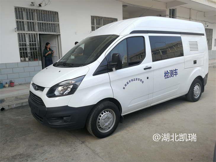 江鈴全順加油機檢定車(左前) 江鈴全順加油機檢定車(左前)